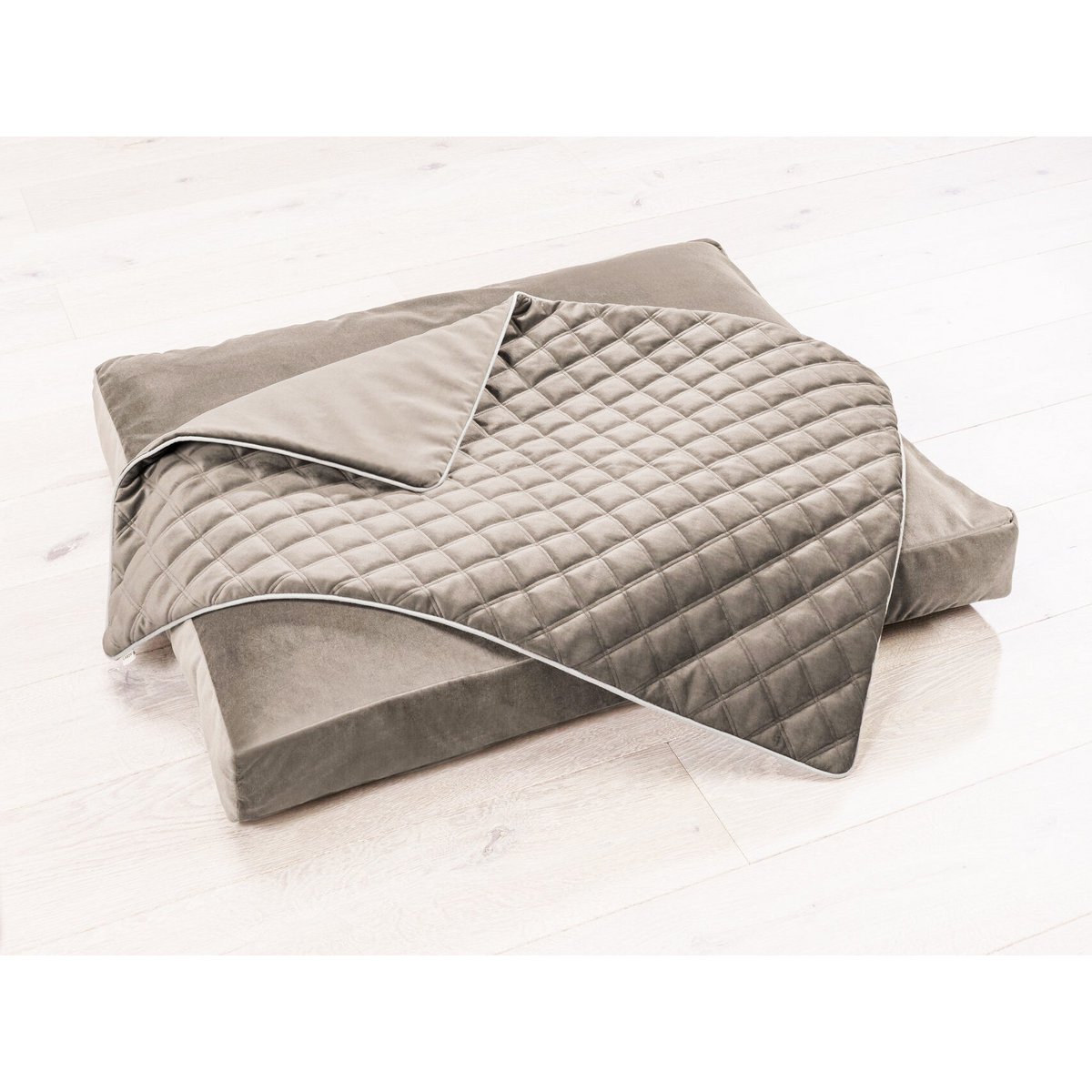 Decke OXFORD Taupe - strapazierfähige Hundedecke in edler Samtoptik - Tiny Paws Boutique